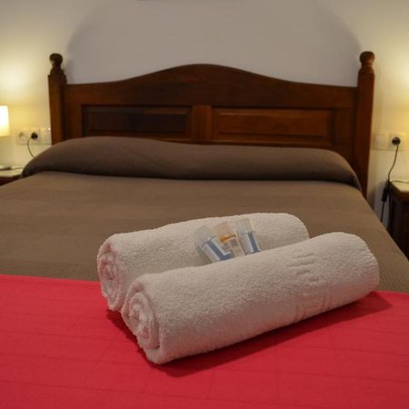 Hotel Manantiales ตอร์เรโมลิโนส ภายนอก รูปภาพ