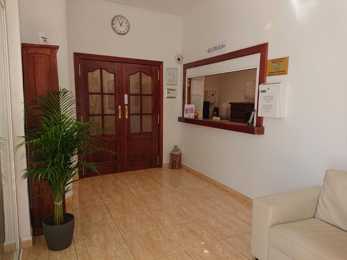 Hotel Manantiales ตอร์เรโมลิโนส ภายนอก รูปภาพ
