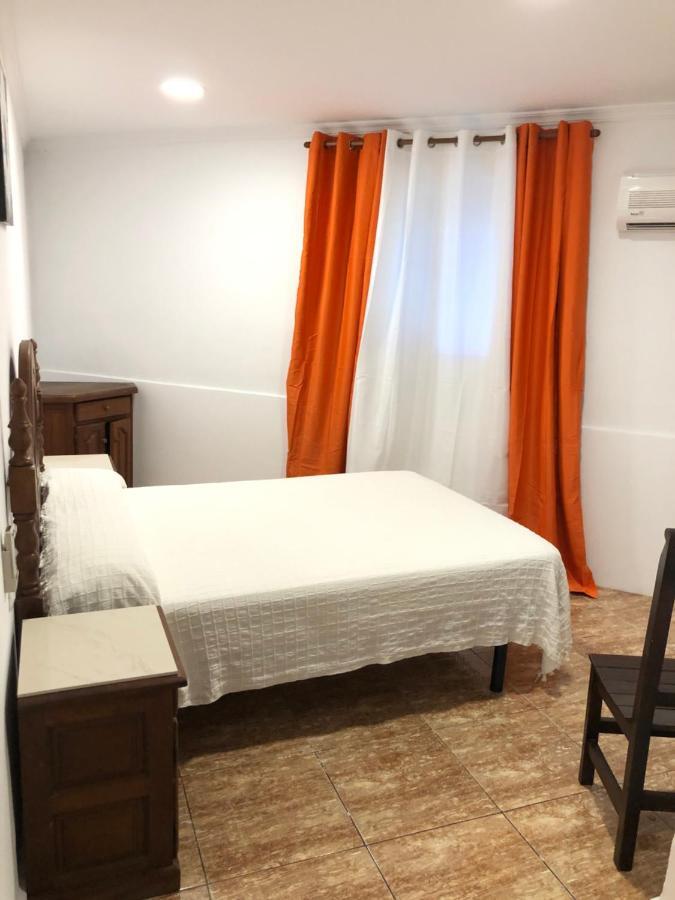 Hotel Manantiales ตอร์เรโมลิโนส ภายนอก รูปภาพ