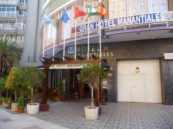 Hotel Manantiales ตอร์เรโมลิโนส ภายนอก รูปภาพ