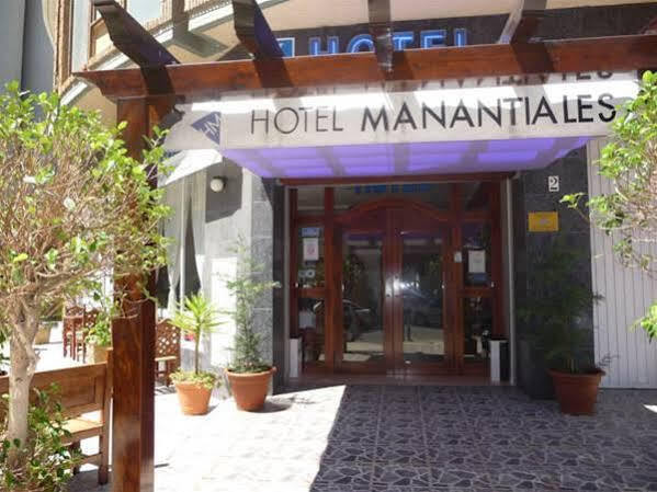 Hotel Manantiales ตอร์เรโมลิโนส ภายนอก รูปภาพ