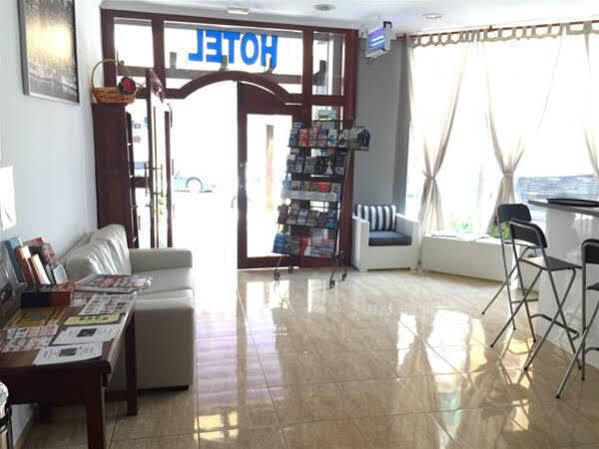 Hotel Manantiales ตอร์เรโมลิโนส ภายนอก รูปภาพ