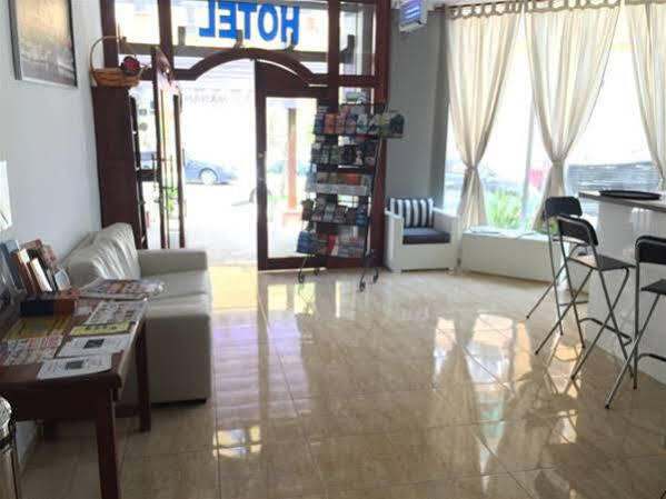 Hotel Manantiales ตอร์เรโมลิโนส ภายนอก รูปภาพ