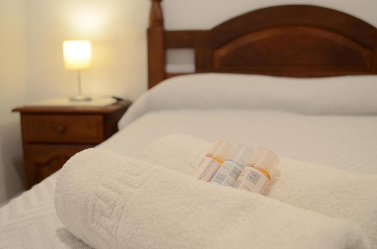 Hotel Manantiales ตอร์เรโมลิโนส ภายนอก รูปภาพ