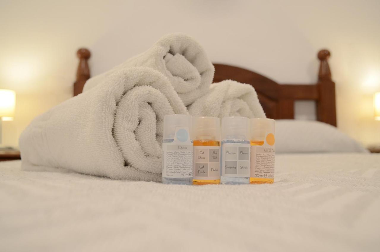 Hotel Manantiales ตอร์เรโมลิโนส ภายนอก รูปภาพ
